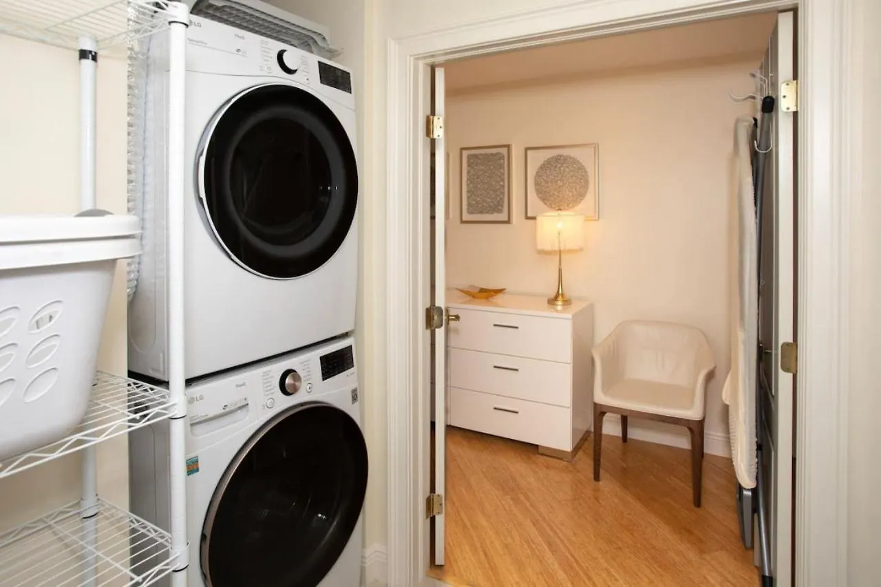 Island Luxury Seven Mile Beach West Bay Apartment